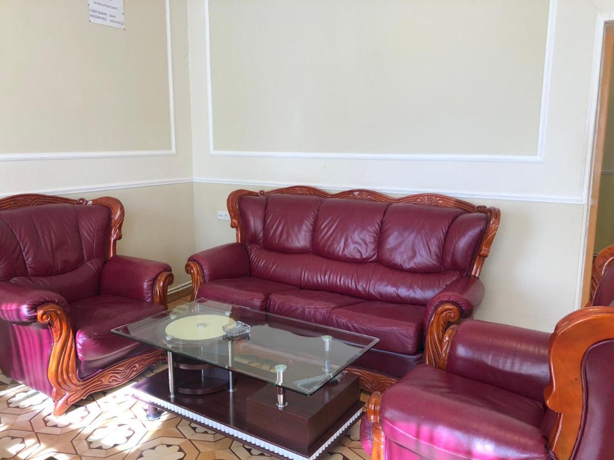 Valda Hotel On Tumanyan Wanadzor Zewnętrze zdjęcie